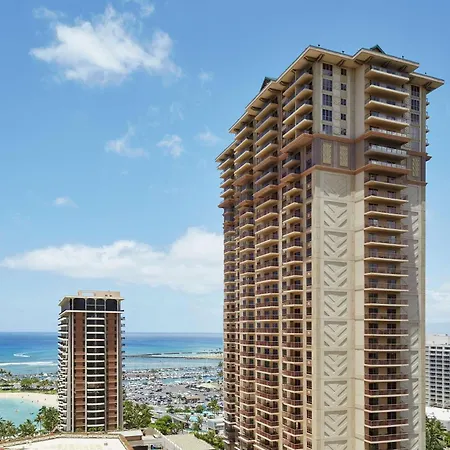 Hilton Grand Vacations Club Grand Waikikian Honolulu-2